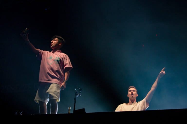 Loud Luxury