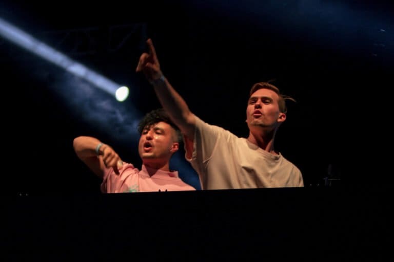 Loud Luxury