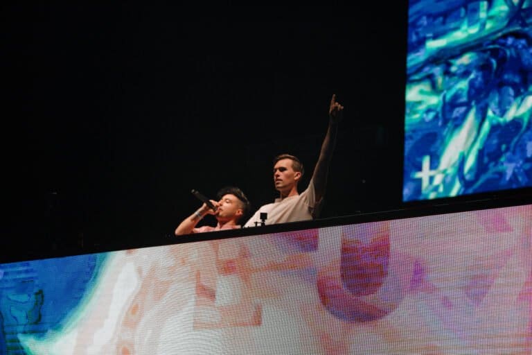 Loud Luxury
