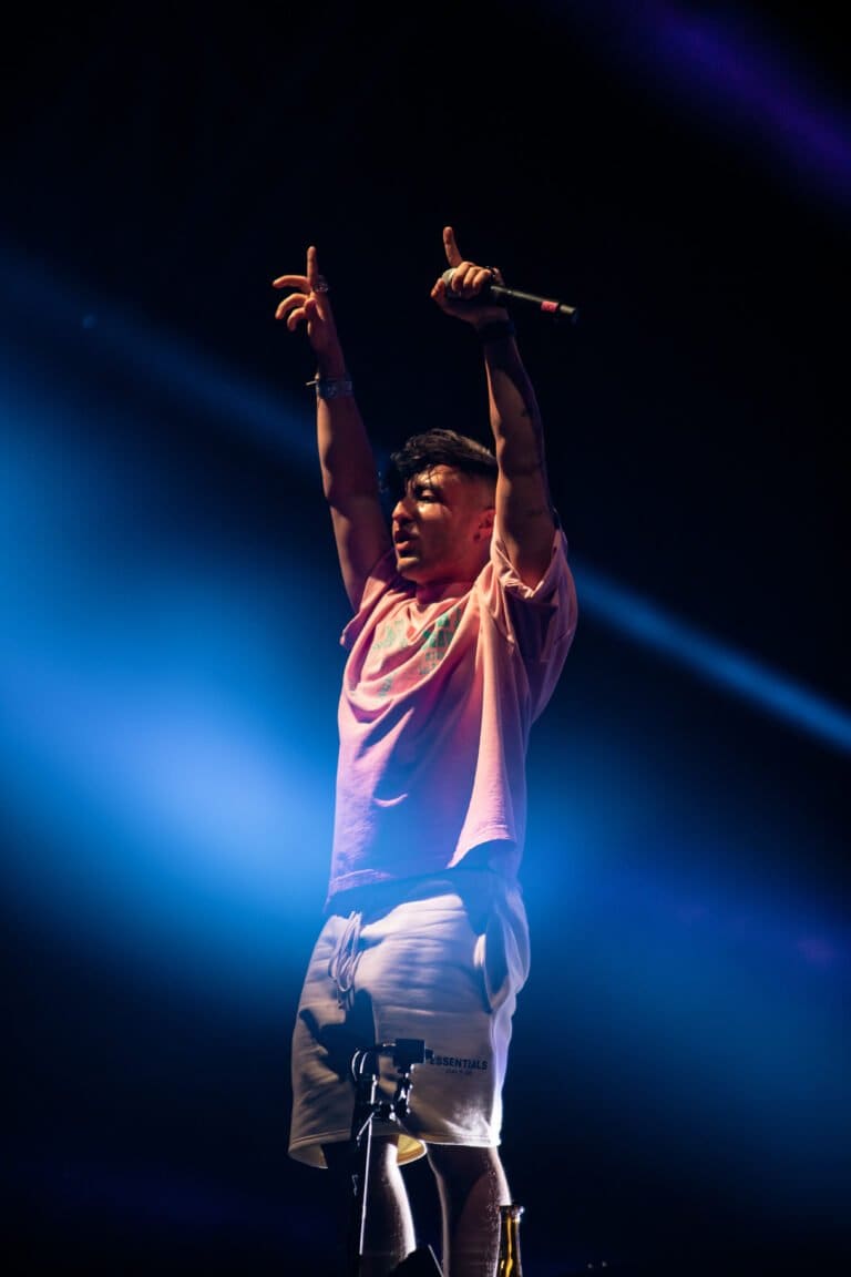 Loud Luxury