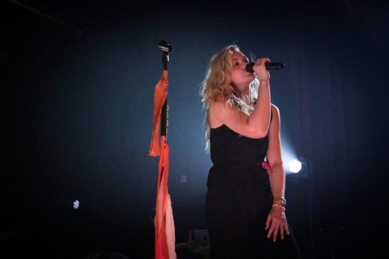Aly & AJ