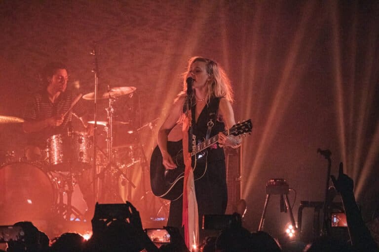 Aly & AJ