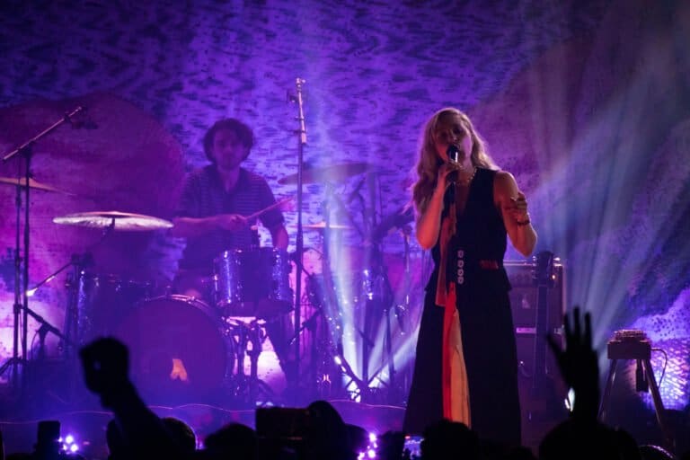 Aly & AJ