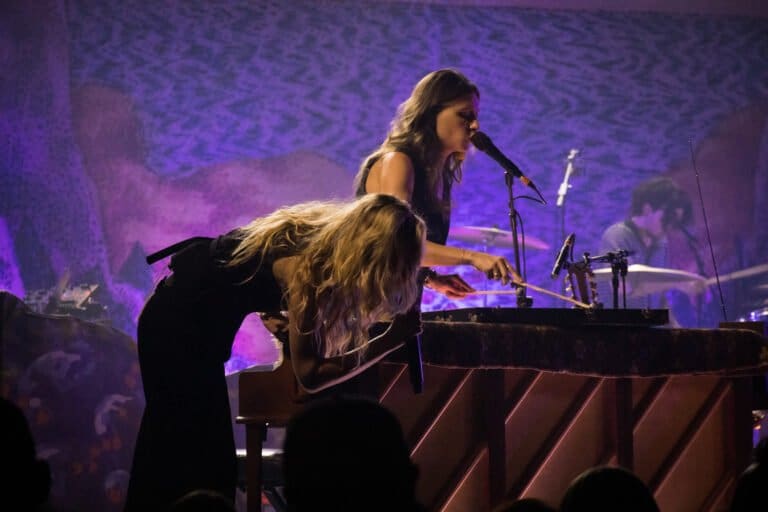 Aly & AJ