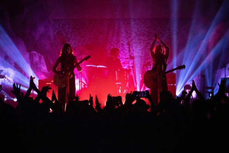 Aly & AJ