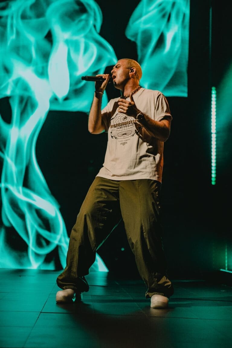Lauv