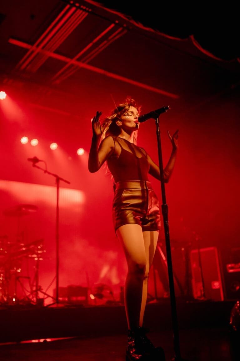 CHVRCHES