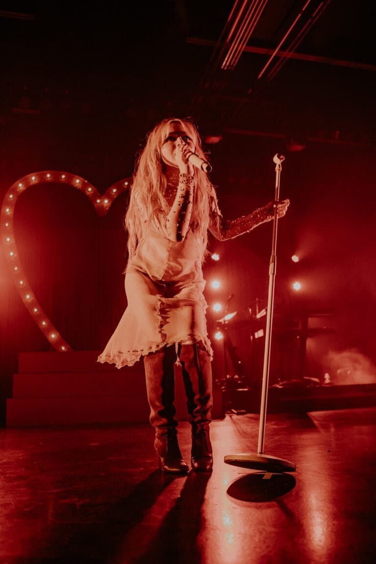 Sabrina Carpenter