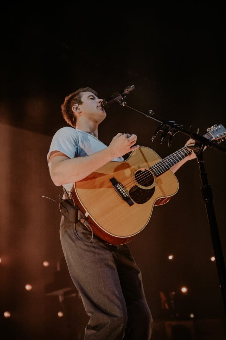 Alec Benjamin