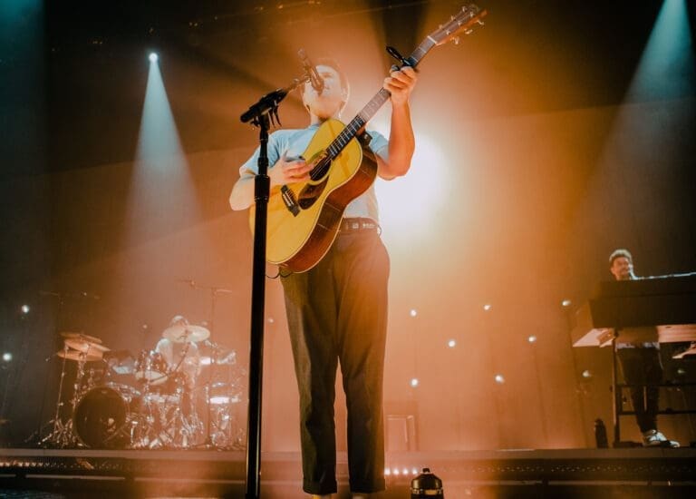 Alec Benjamin