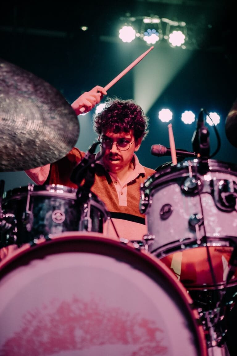 Lovelytheband