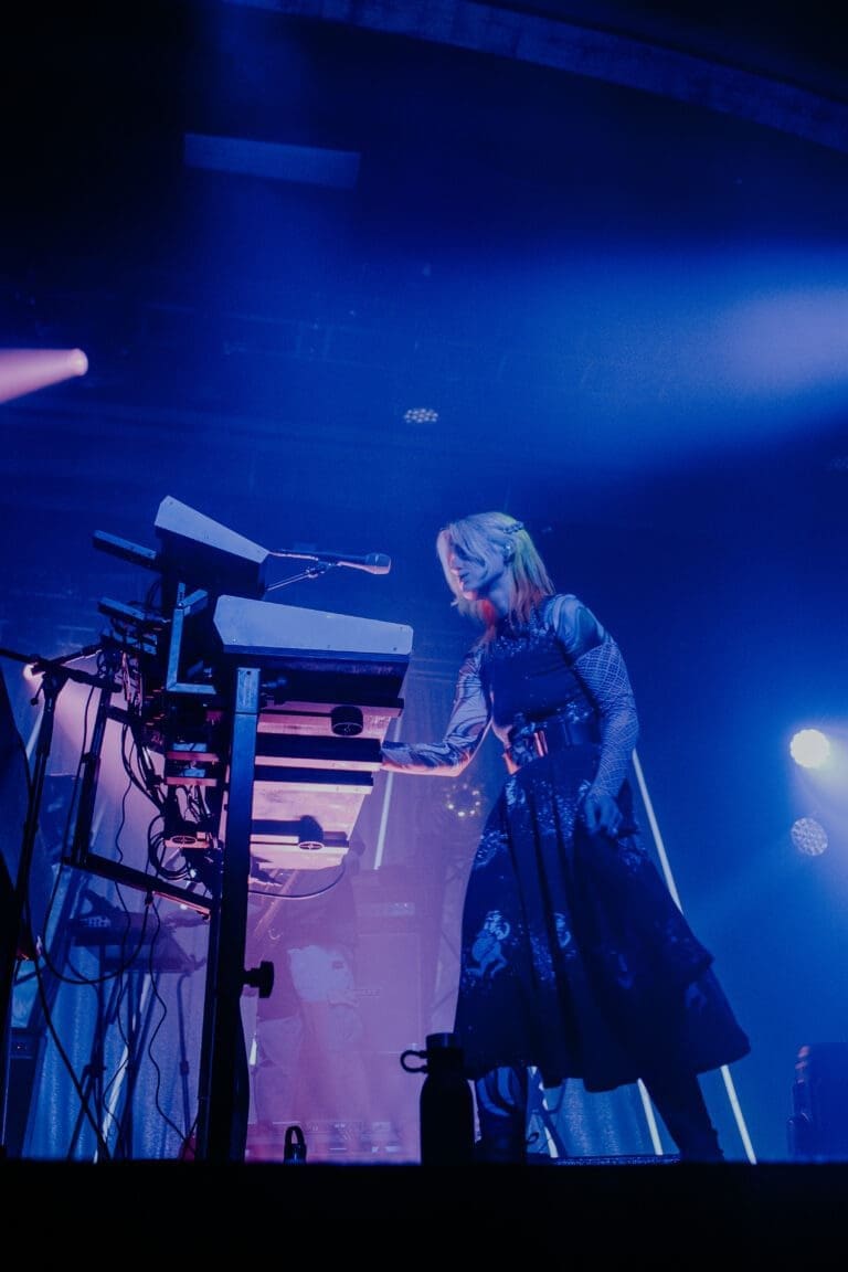 M83