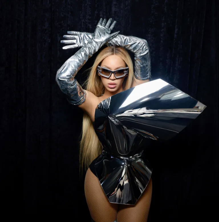 August 24, 2023- Glendale, Arizona - State Farm Stadium

No one left the dance floor tonight during a short technical difficulty pause at Beyoncés RENAISSANCE WORLD TOUR stop in the Phoenix area. And when the show resumed the powerhouse performer gave it her all starting right where she left off, but with a costume change to the delight of the fans. Vegas is up next with two scheduled shows this weekend.

Beyoncé owns the spotlight in a magnificent design by  Gareth Pugh, styled by Karen Langley. Jewelry by Tiffany & Co. Makeup by Rokael Lizama and hair by Neal Farinah

Photographer: Julian Dakdouk

---
RIGHTS GRANTED FOR USE OF THIS PHOTO IN CONJUNCTION WITH COVERAGE OF THE RENAISSANCE WORLD TOUR. NO OTHER USE OF THIS PHOTO IS APPROVED.