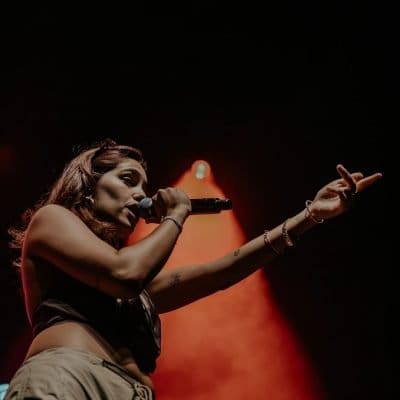 VALÉ