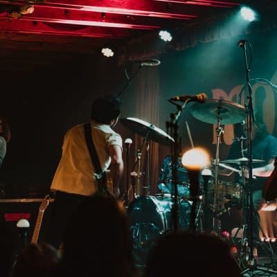 Mo Lowda & The Humble