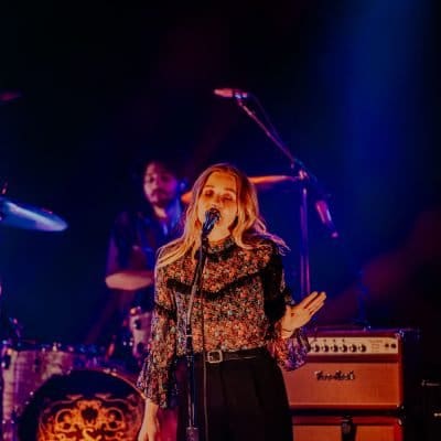 Aly and AJ